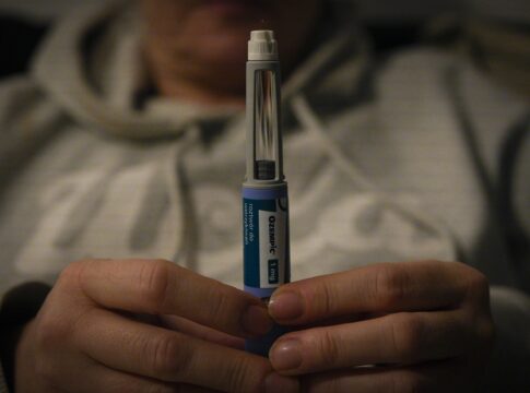 caneta-emagrecedora-pode-reduzir-efeito-do-botox?-medicas-explicam