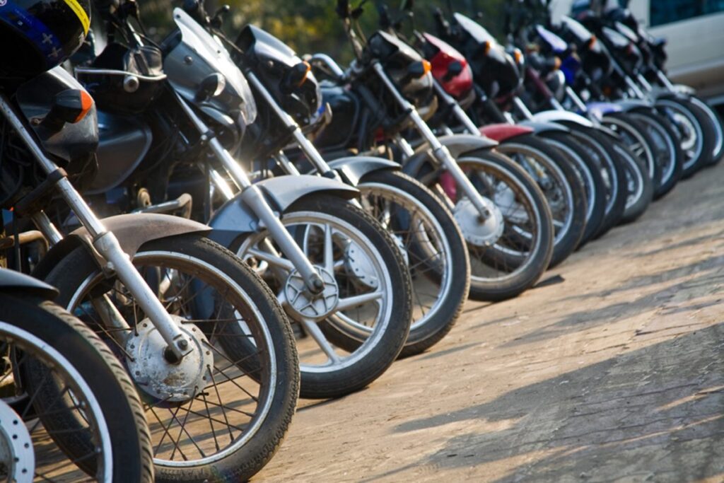 abraciclo:-producao-de-motos-no-brasil-dispara-quase-22%-em-outubro