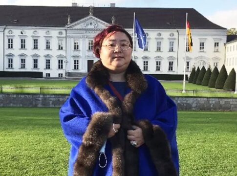 “rainha-do-bitcoin”-da-china-e-condenada-apos-fraude-bilionaria