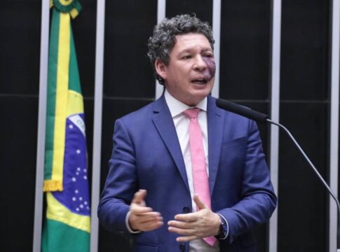 deputado-do-pt-apoia-aumento-de-penas-proposto-por-derrite