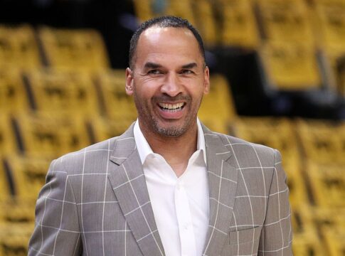 mavericks-demitem-nico-harrison-apos-troca-polemica-de-luka-doncic