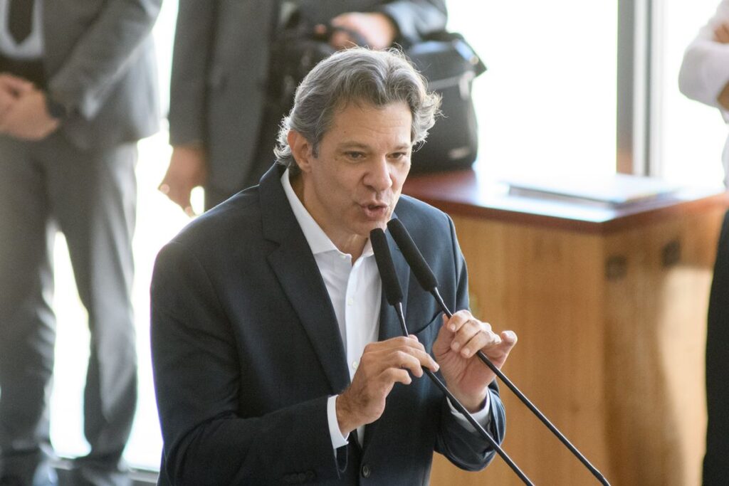 haddad-critica-relatorio-de-derrite:-“protege-o-crime-organizado”