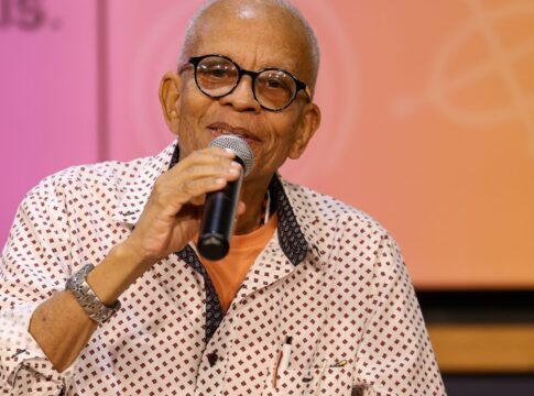 encontro-de-nei-lopes-e-luiz-antonio-simas-exalta-identidade-negra