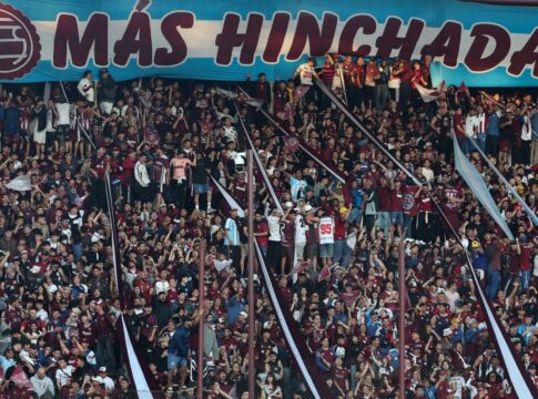 torcida-do-lanus-esgota-pacotes-para-a-final-da-copa-sul-americana