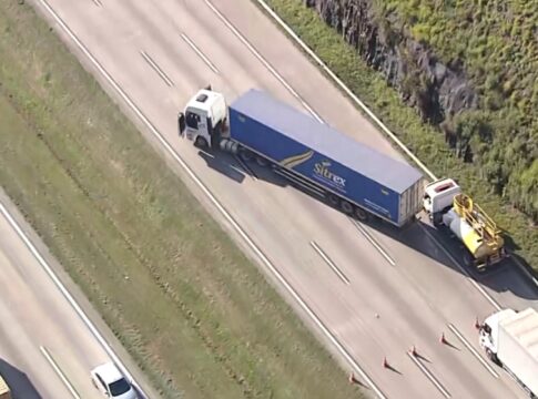 sequestro-de-caminhao-provoca-interdicao-total-no-rodoanel