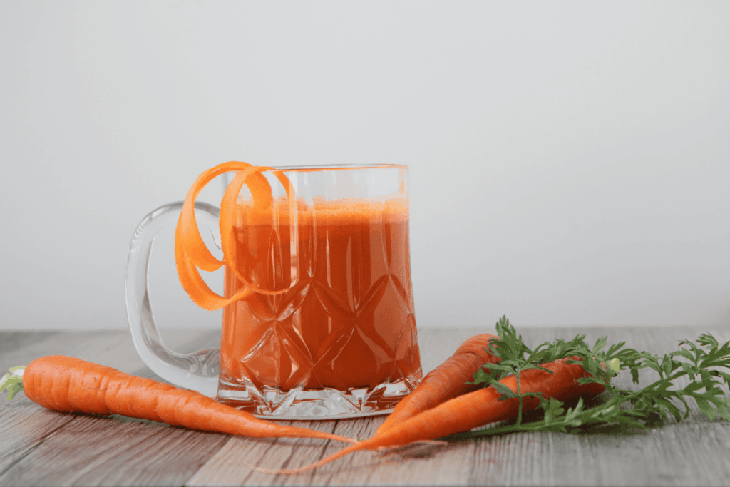 suco-de-cenoura-saudavel-que-fortalece-o-corpo-e-melhora-a-pele