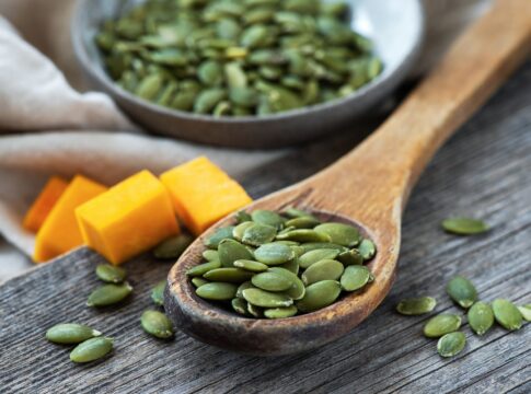 aliada-da-saude:-veja-como-consumir-sementes-de-abobora