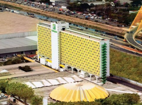 tragedia-no-holiday-inn:-estrangeiro-e-achado-morto-em-hotel-de-sp