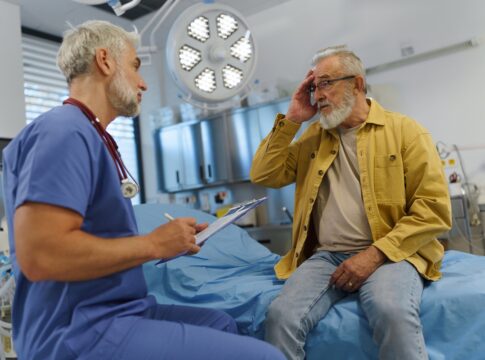 pressao-alta:-cardiologista-revela-5-sintomas-que-quase-ninguem-nota