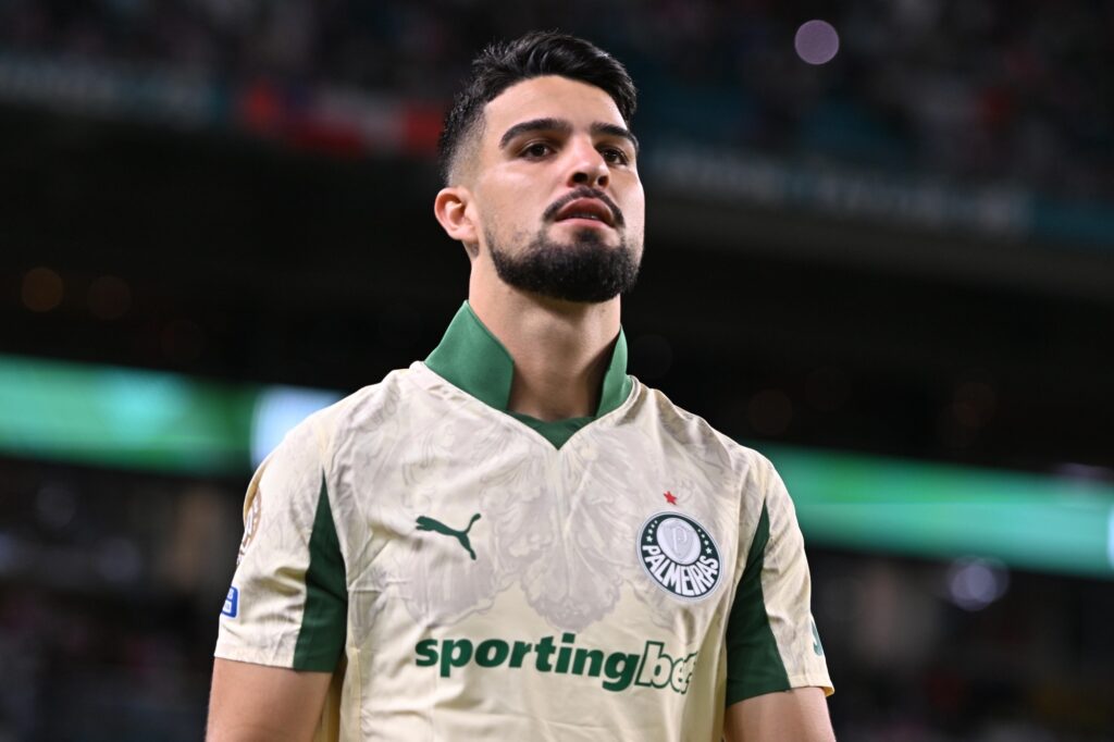 argentina-libera-flaco-lopez-para-jogo-contra-o-santos;-entenda