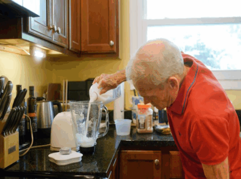 o-que-um-halterofilista-de-79-anos-come-todo-dia-para-ficar-fortissimo