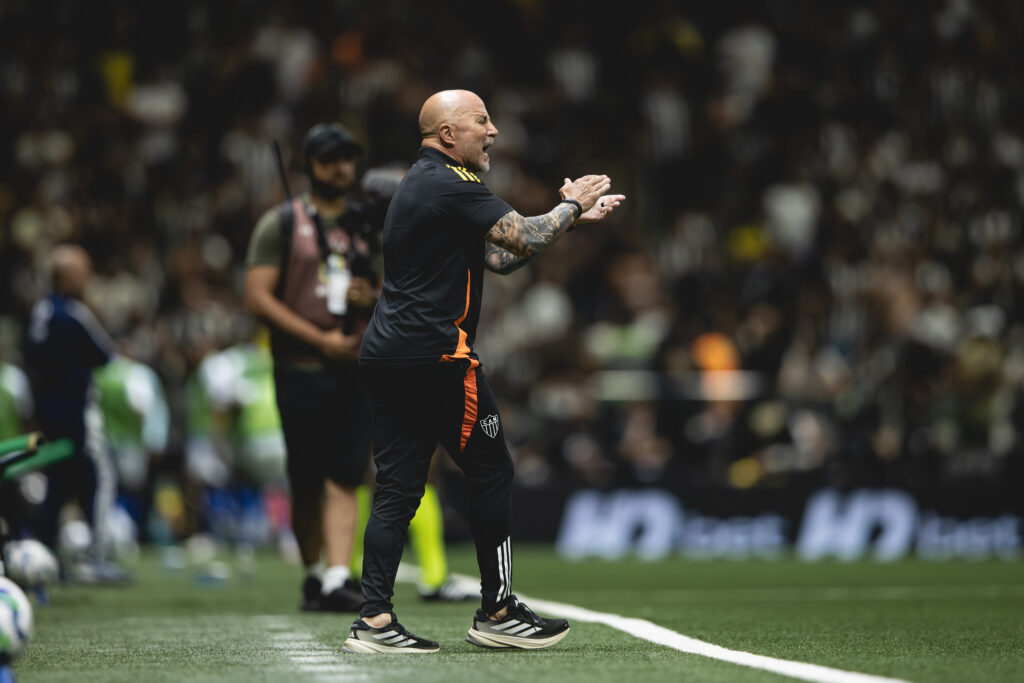sampaoli-critica-penalti-em-empate-do-atletico-mg:-“inexistente”