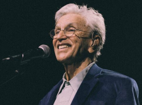 caetano-veloso-promete-show-com-hits-e-cancoes-ineditas-em-brasilia