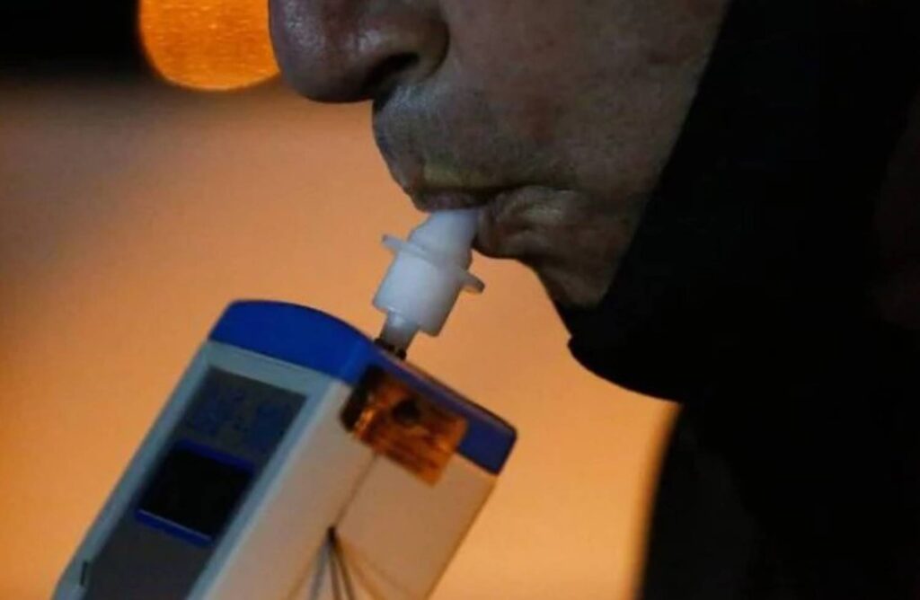 recusa-ao-bafometro-leva-1,2-mil-motoristas-do-df-a-perder-habilitacao