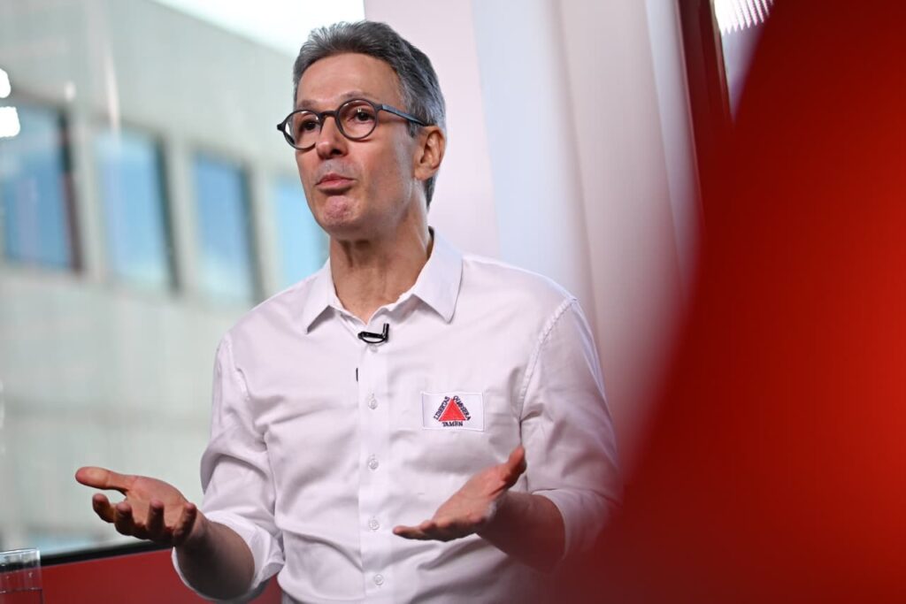 direita-quer-debates-e-ida-a-el-salvador-antes-de-votar-pl-antifaccao