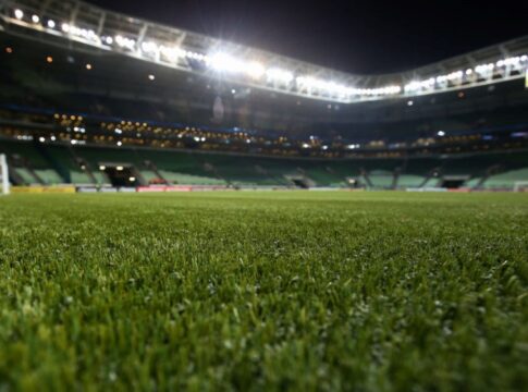 brasileirao-2026-pode-ter-30%-dos-jogos-disputados-em-grama-sintetica