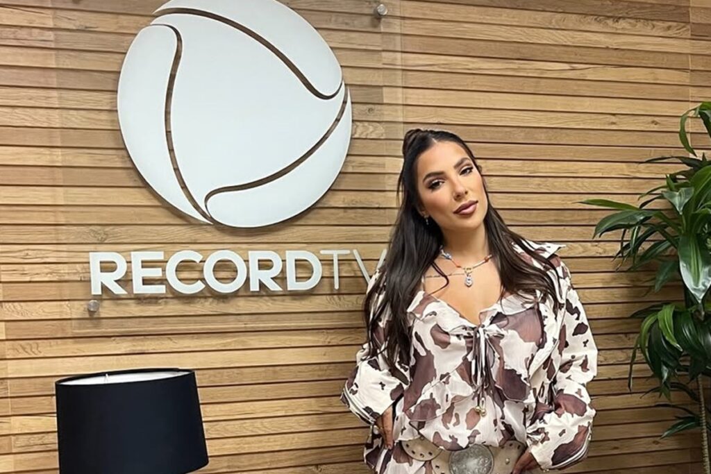 record-se-manifesta sobre-contratacao-e-demissao-de-martina-sanzi