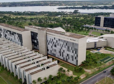 stj-proibe-forcas-armadas-de-afastar-militares-por-transicao-de-genero