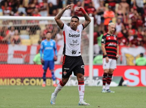 tres-brasileiros-sao-indicados-a-premios-puskas-e-marta.-veja-os-gols