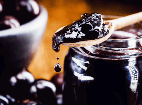 aproveite-a-epoca!-geleia-caseira-de-jabuticaba-tem-so-3-ingredientes
