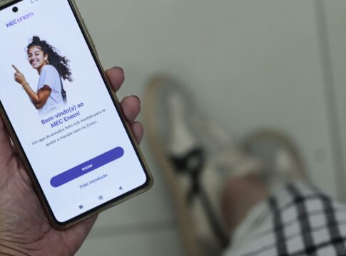 participantes-do-enem-podem-estudar-por-aplicativo-do-mec