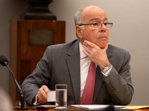 vieira-diz-que-eua-podem-dar-resposta-sobre-tarifaco-na-sexta-(14/11)