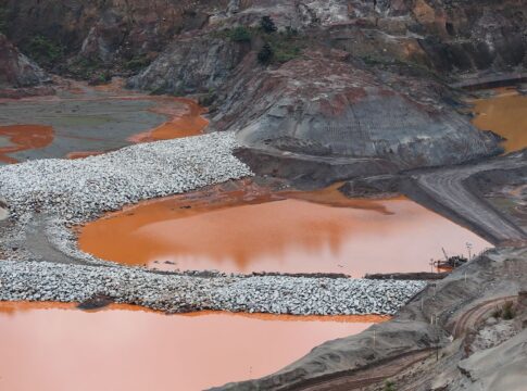 justica-inglesa-condena-mineradora-bhp-por-rompimento-de-barragem