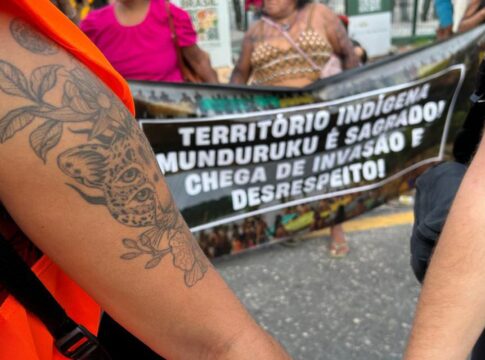 em-protesto-pacifico,-indigenas-munduruku-cobram-participacao-na-cop30