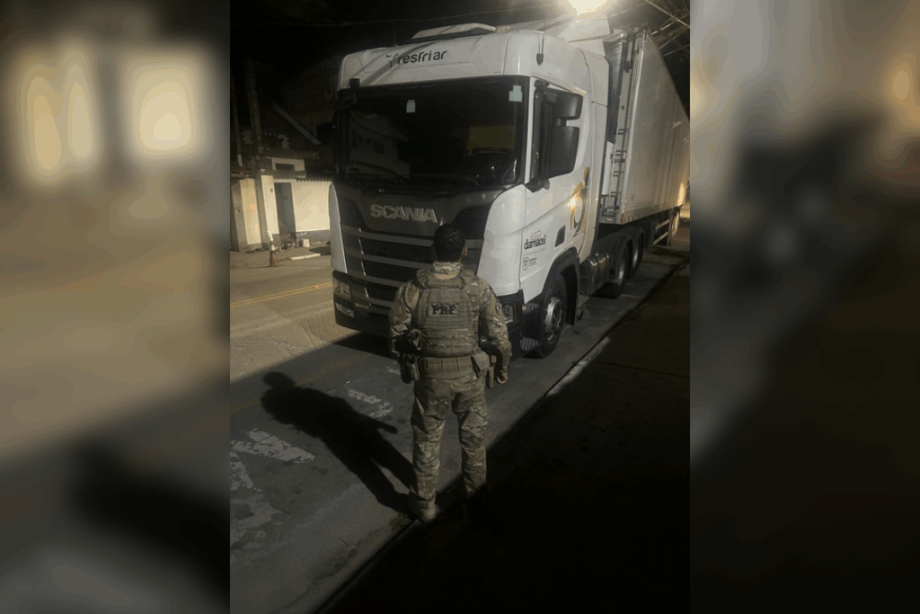 caminhoneiro-sofre-sequestro-relampago-em-rodovia-na-grande-sao-paulo