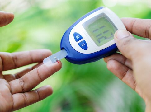 diabetes:-saiba-quais-sao-os-sintomas-do-acumulo-de-acucar-no-sangue