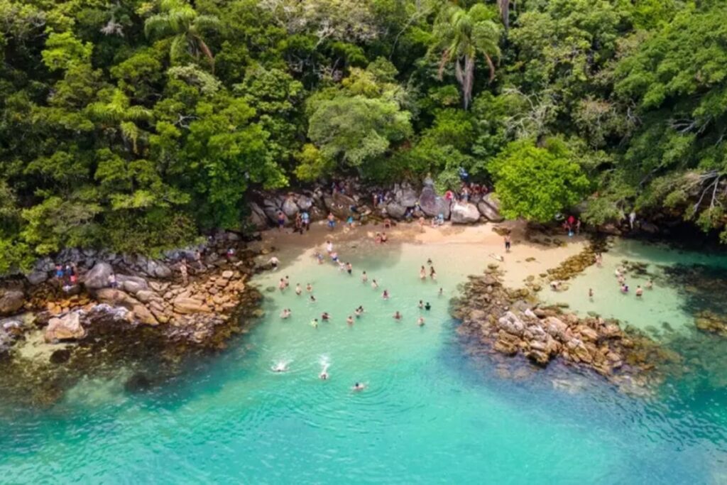 peninsula-paradisiaca-de-sc-passara-a-cobrar-por-entrada;-veja-valores