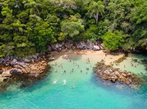 peninsula-paradisiaca-de-sc-passara-a-cobrar-por-entrada;-veja-valores