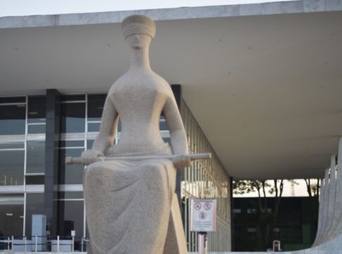 stf-encerra-hoje-sessao-que-manteve-condenacao-de-bolsonaro-e-aliados