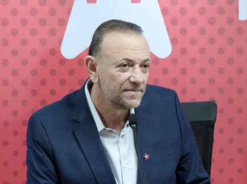 “lula-nao-se-curvou”,-diz-presidente-do-pt-apos-trump-reduzir-tarifas