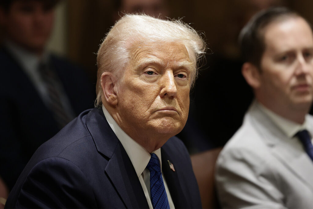 apos-reducao-de-taxa,-trump-descarta-novas-mudancas-no-tarifaco