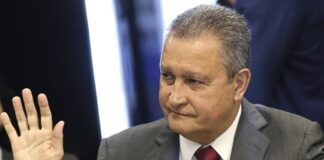 rui-costa:-reducao-de-tarifas-dos-eua-e-resultado-da-atuacao-do-governo