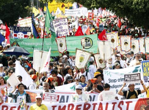marcha-pelo-clima-reune-70-mil-e-leva-forca-amazonica-as-ruas-de-belem