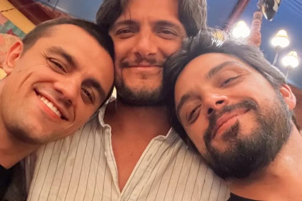 rodrigo-simas-da-opiniao-sincera-sobre-conversao-de-felipe-simas