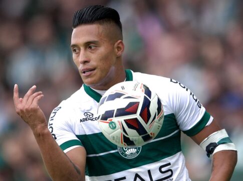 serie-b:-coritiba-sobe-para-a-serie-a,-mas-empate-adia-o-titulo