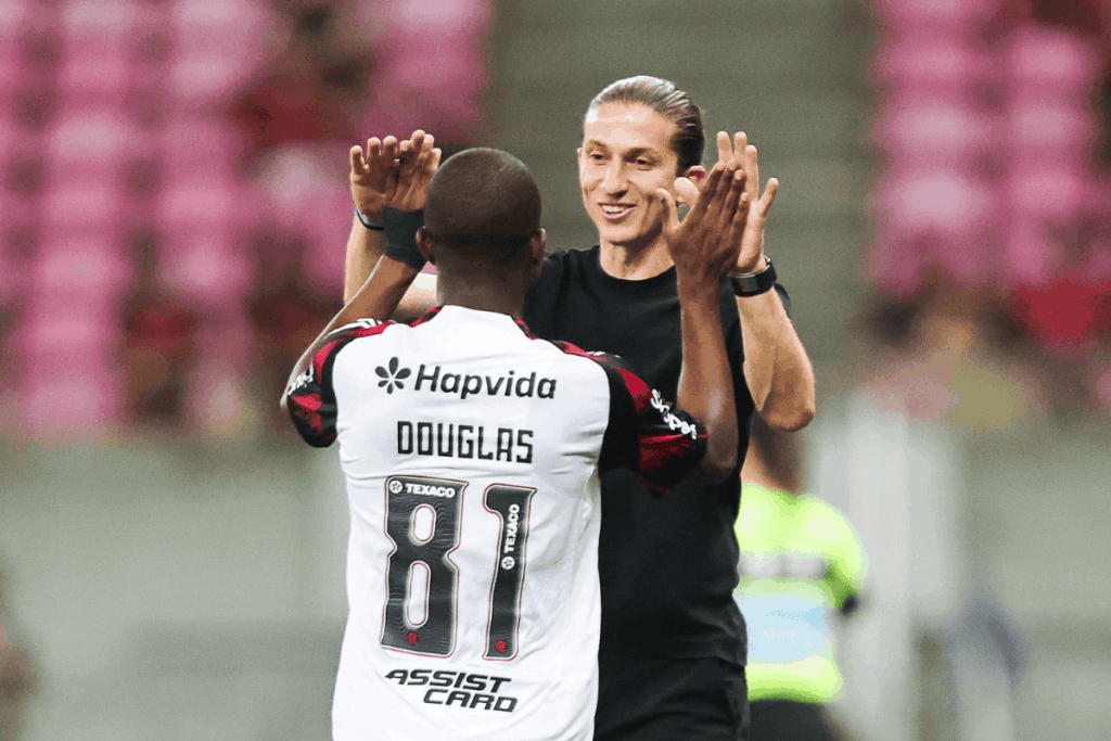 brasileirao:-filipe-luis-analisa-goleada-do-flamengo-sobre-o-sport