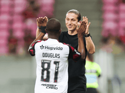 brasileirao:-filipe-luis-analisa-goleada-do-flamengo-sobre-o-sport