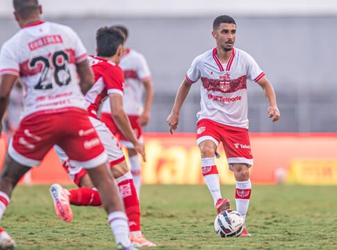 serie-b:-coritiba-adia-sonho-e-luta-pelo-acesso-segue.-veja-resultados