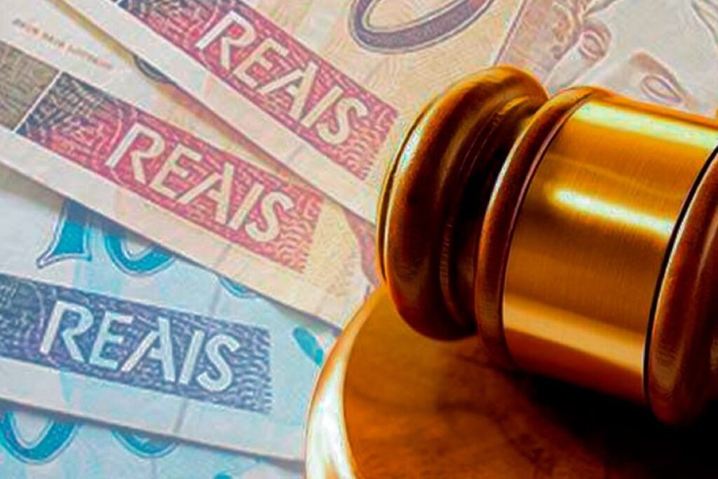 garconete-demitida-apos-pintar-cabelo-de-ruivo-vence-acao:-“curupira”