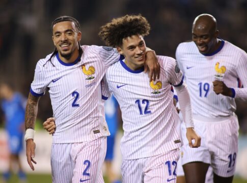 eliminatorias:-sem-mbappe,-franca-vence-azerbaijao-de-virada-por-3-x-1