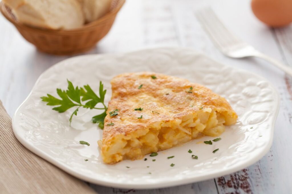 omelete-de-cogumelos-com-tomate-para-uma-refeicao-leve-e-deliciosa