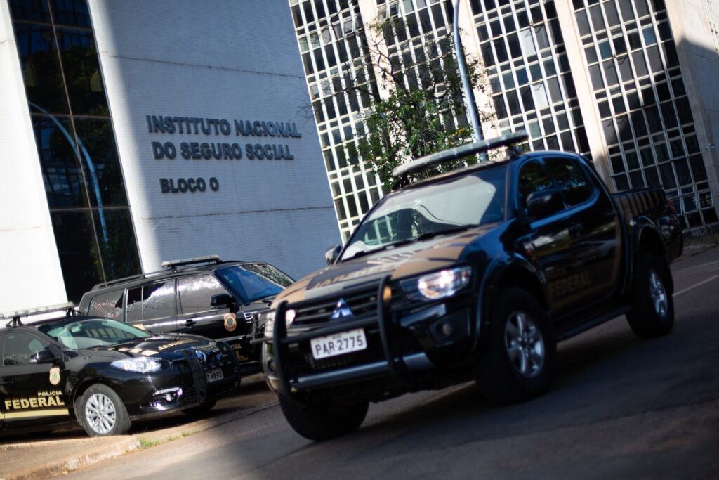 repasses-milionarios-e-saques-ligam-grupo-de-brasilia-a-farra do inss