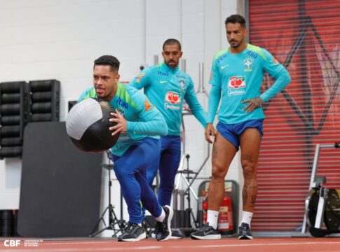 selecao-brasileira-realiza-ultimo-treino-antes-de-enfrentar-a-tunisia