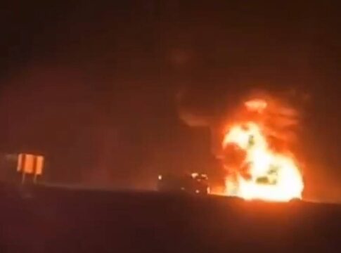 arabia-saudita:-onibus-com-indianos-pega-fogo-e-deixa-45-mortos