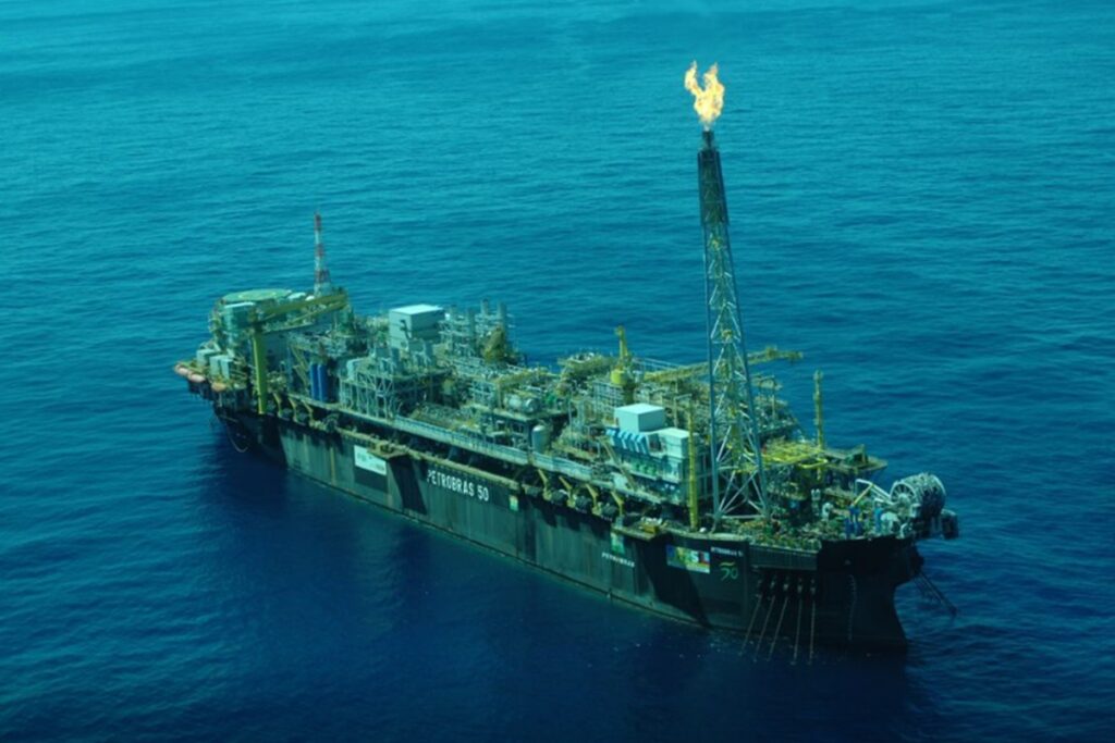 petrobras-anuncia-nova-descoberta-de-petroleo-na-bacia-de-campos