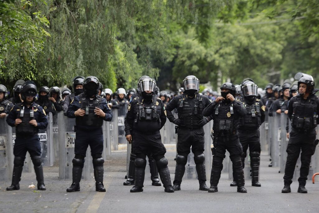 protesto-contra-faccoes-sacodem-governo-mexicano-(por-leonardo-barreto